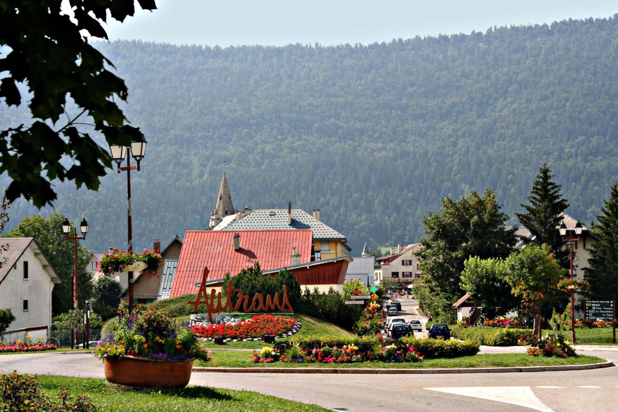 Logis Le Vernay Autrans-Meaudre-en-Vercors Zewnętrze zdjęcie